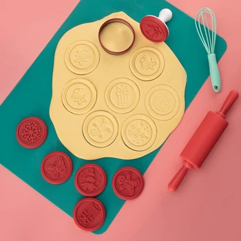 6pcs/set Cookie Timbru Biscuit DIY Mucegai Crăciun 3D Tort Cookie Piston Cutter Bicarbonat de Mucegai Xmas Tăietori Cookie Mucegai Instrument